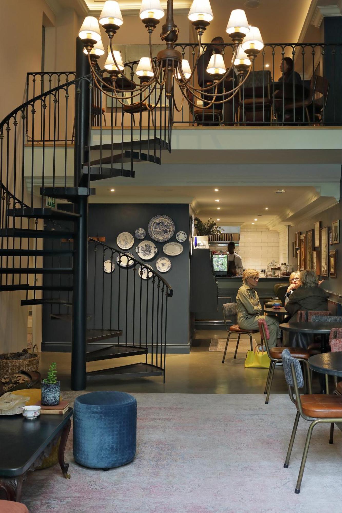 Labotessa Luxury Boutique Cape Town